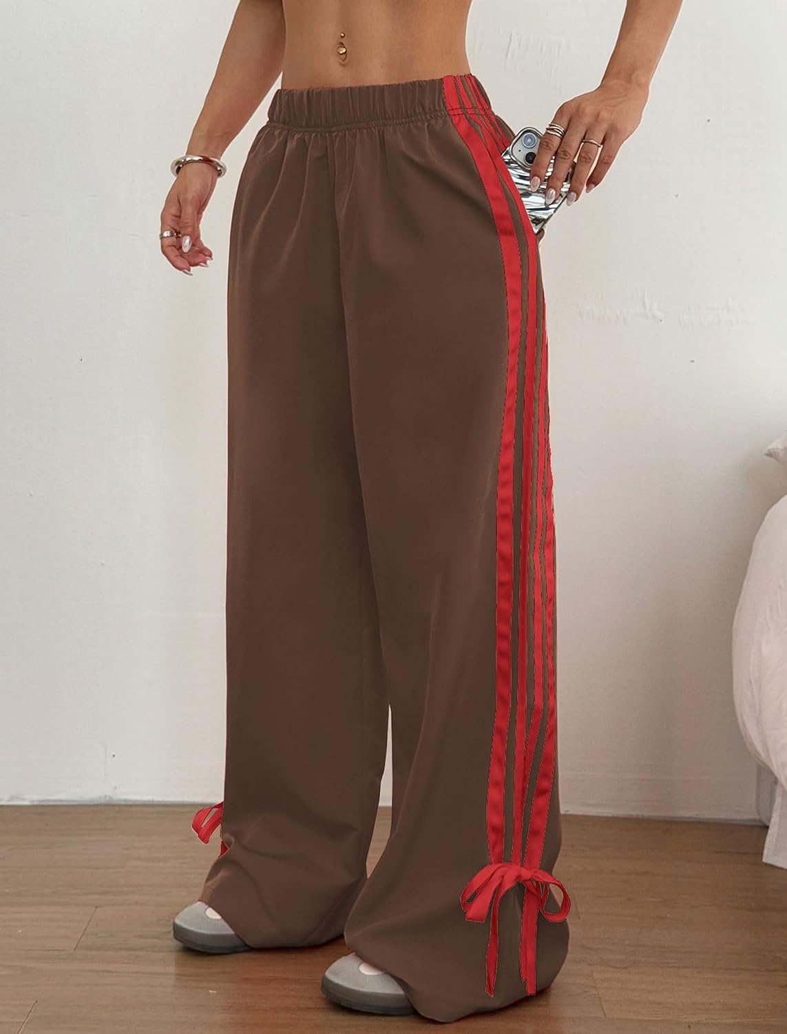 image:imageZAFUL Womens Side Striped Baggy Pants Wide Leg Track Pants Streetwear3coffeered