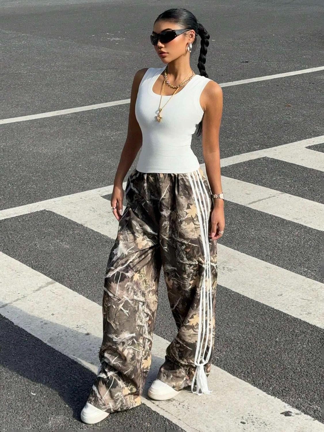 image:imageZAFUL Womens Side Striped Baggy Pants Wide Leg Track Pants Streetwear4brown Leaf